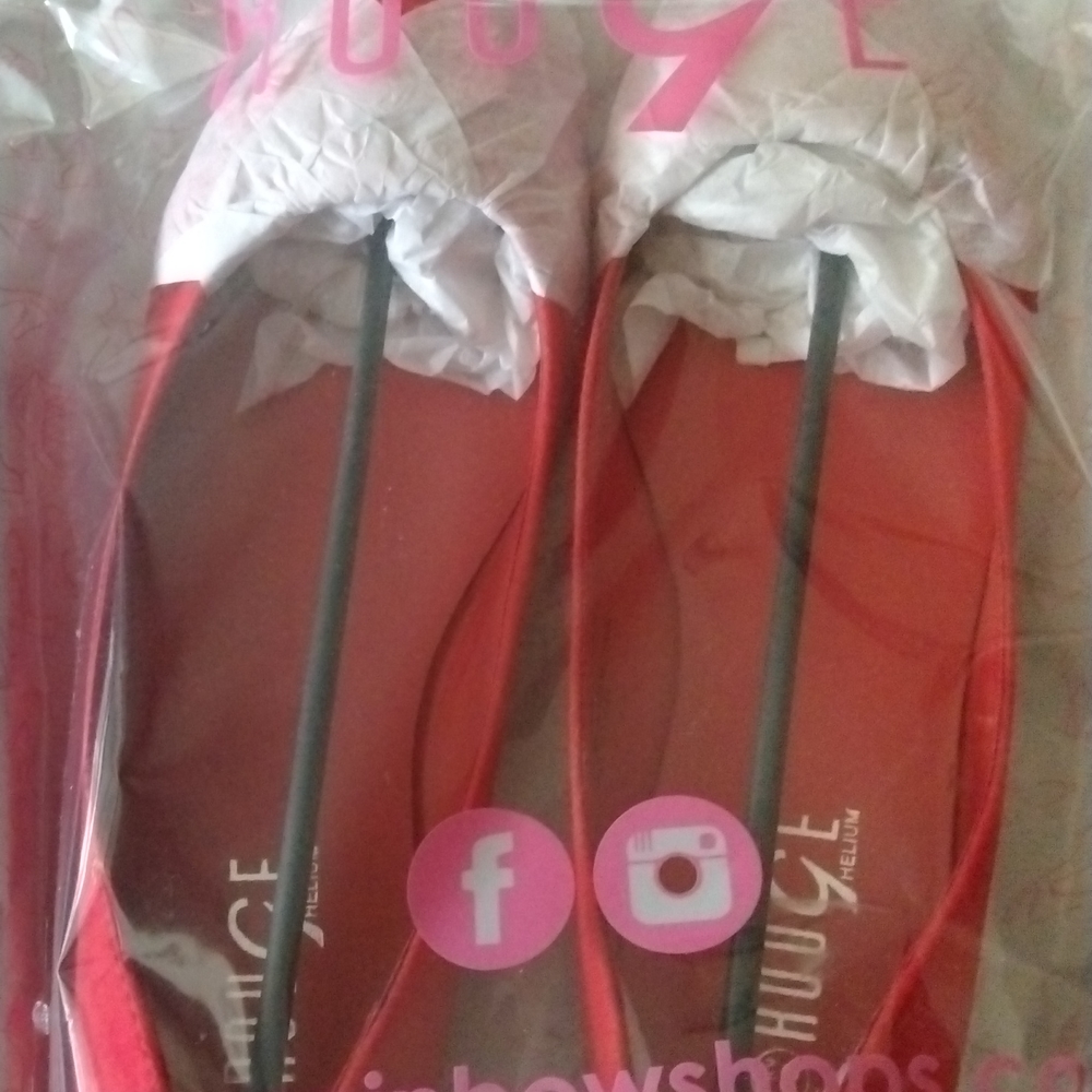 Shoes - Picture 3 of 4